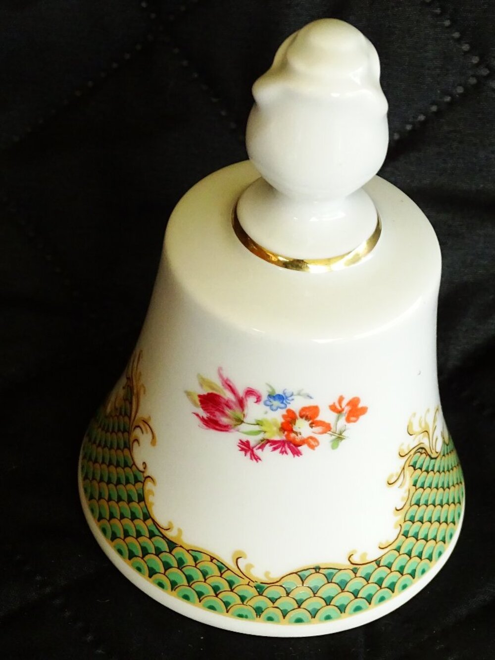 Bareuther Waldsassen BAVARIA*Danbury Mint White Floral and Green Porcelain Bell